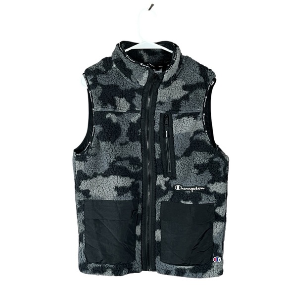 NEW Champion Camoflauge Cozy High Pile Vest, Script Logo sze S Black/Grey Unisex - Picture 4 of 16